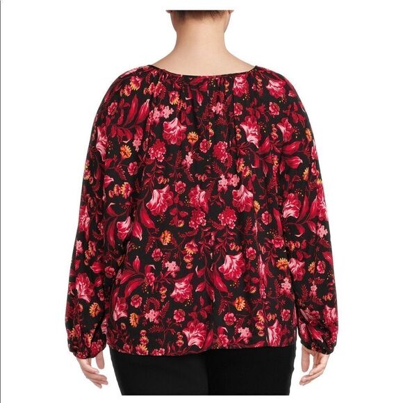 Terra & Sky Women’s Plus Size Floral Peasant Top with Long Sleeves - Picture 3 of 5
